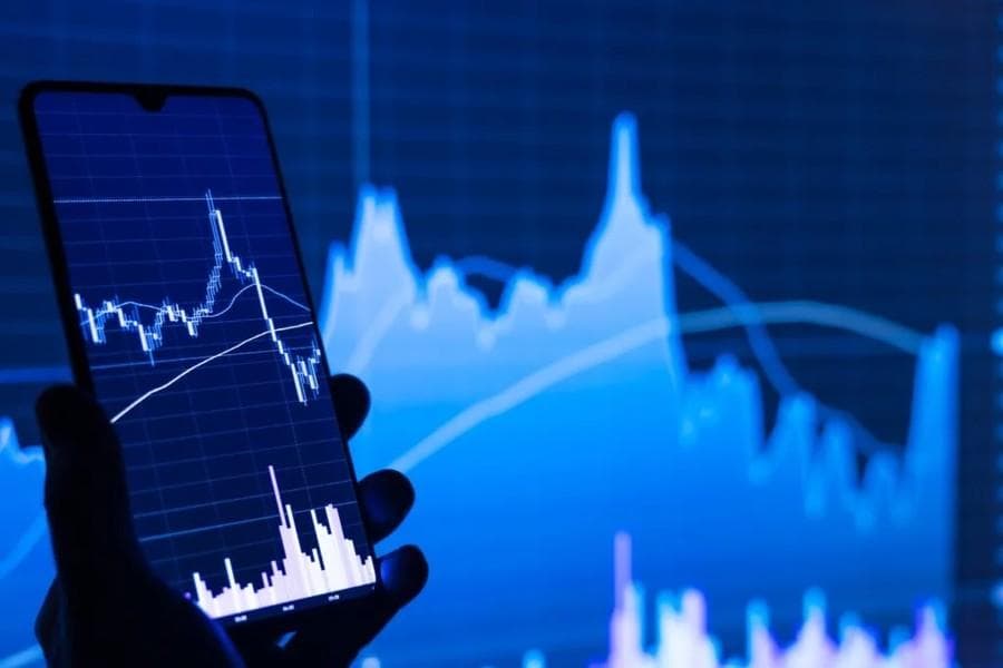 How Telecom Expansion Could Drive Reliance Stock Price Prediction 2030
